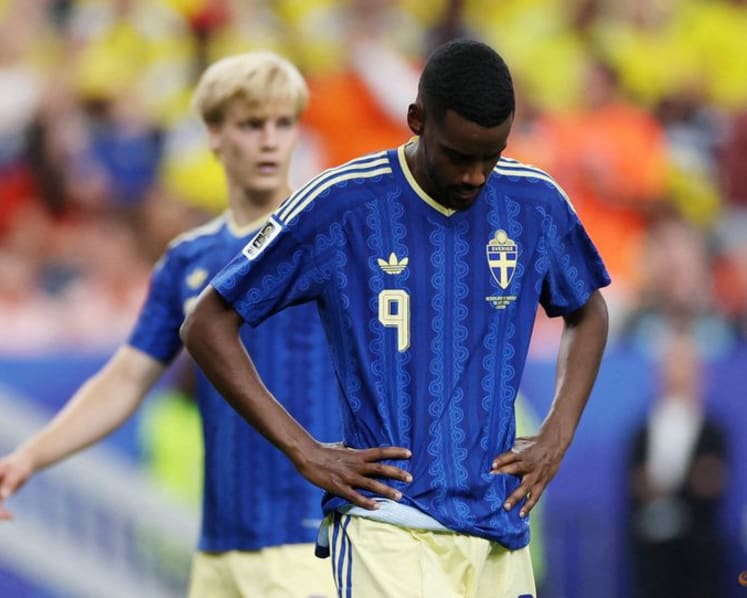 Sweden will learn from thrashing against Netherlands, coach says