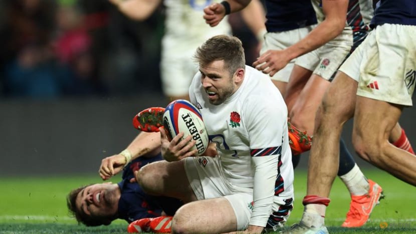 England end losing run with dramatic win over France
