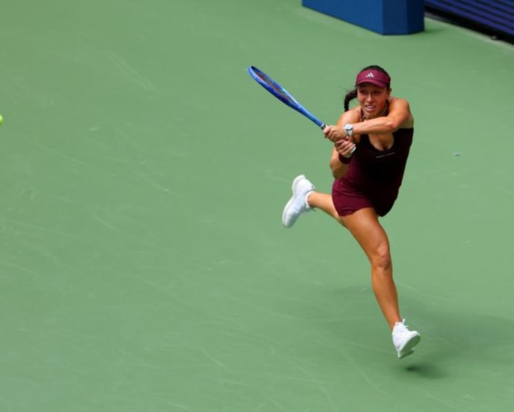 Pegula foils Ruse to reach US Open second round
