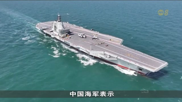 中国海军完成三型舰载机弹射起飞和着舰训练