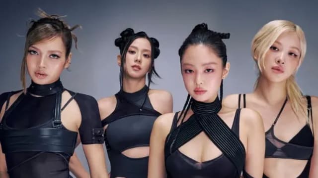 BLACKPINK 10周年见面会安排惹众怒，Jisoo发文道歉