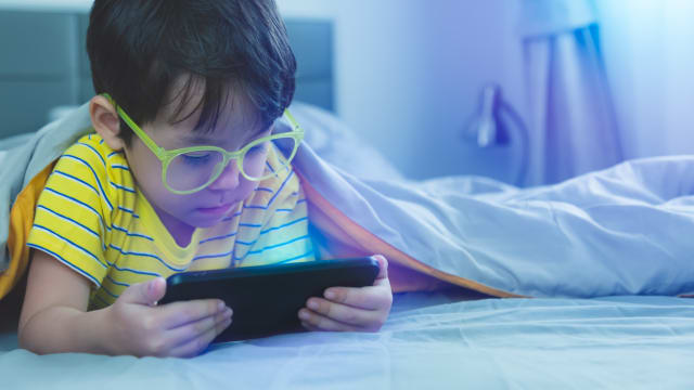 针对限制幼童使用电子屏幕的时间 政府将公布更多计划