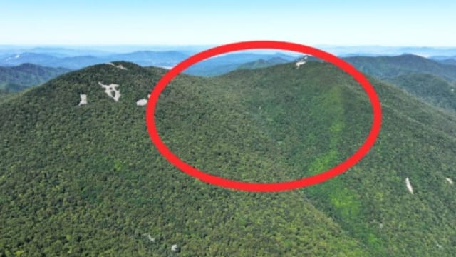 吉林发现全球唯一高山陨石坑 相当于500原子弹爆炸