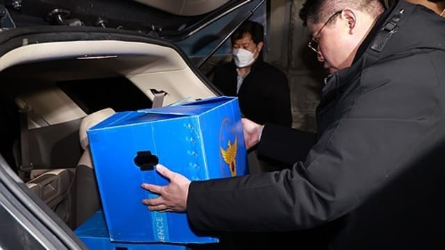 韩联社：韩国警方考虑申请逮捕令 抓尹锡悦搜查总统官邸