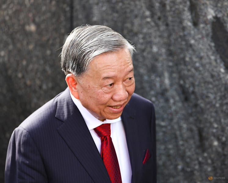 Vietnam's top leader to visit North Korea 