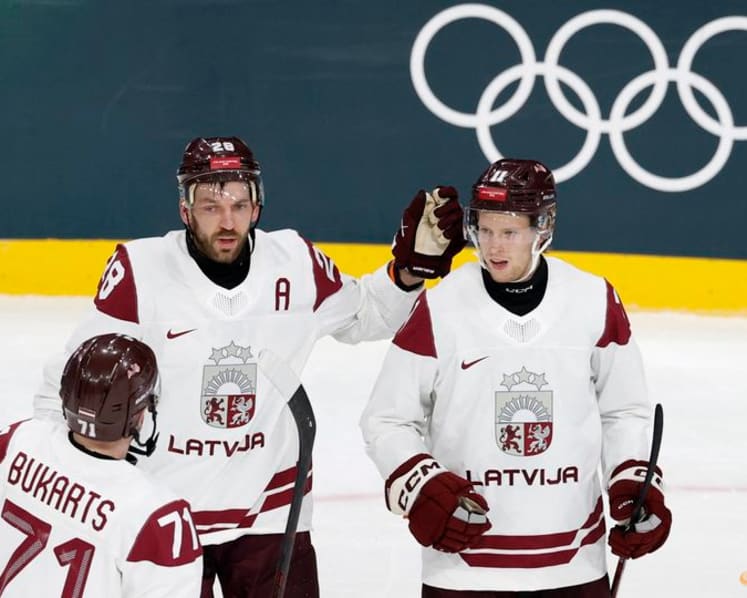Ice hockey-Latvia's best ever team will keep getting better, says Girgensons