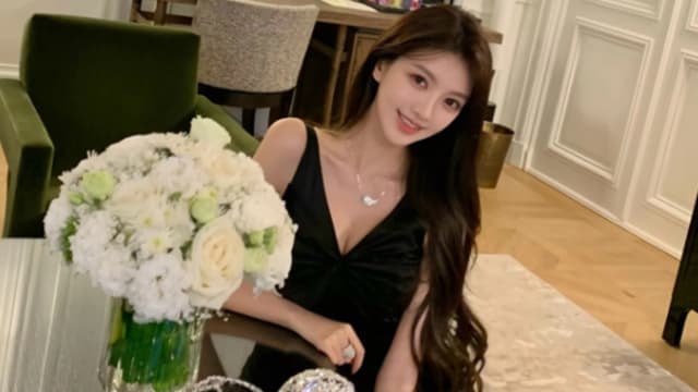 得罪了伍佰、陶喆、蔡依林，黄晓明女友加踩这位天后……