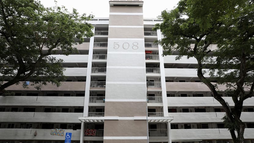 After 5-hour standoff, police force entry to Ang Mo Kio flat to arrest 2 men suspected of drug, other offences