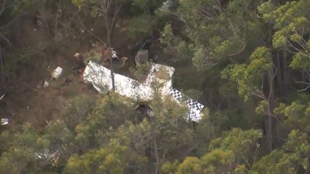 澳洲两架轻型飞机在悉尼郊区相撞 其中一架坠毁一人身亡