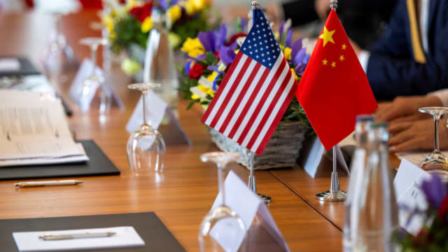 美国财政部长：预计10月底或11月初再会晤中方副总理