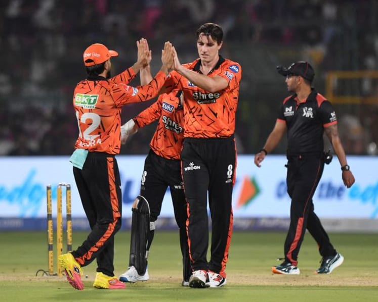 Hyderabad's Cummins relishes IPL's big-chase 'challenge'