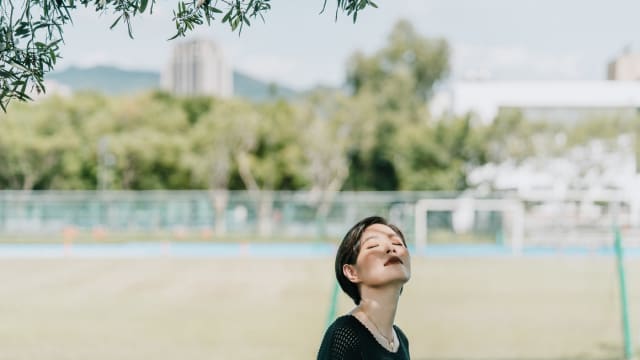 我的青春就在那里了　没有任何人事物需要我去荣耀