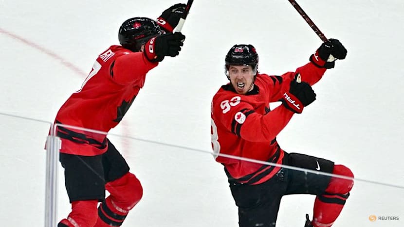 Ice hockey-'Go get it, boys': Injured Crosby's pep talk powers Canada quarter-final comeback