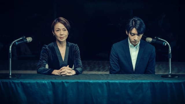 【满城三带黄金甲】《死了一个娱乐女记者之后》：还有多少丑闻潜规则是我们不知道的？