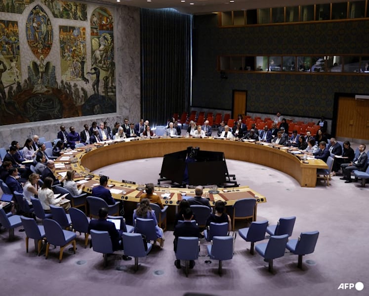 UN holds second informal poll for next leader UN holds second informal poll for next leader