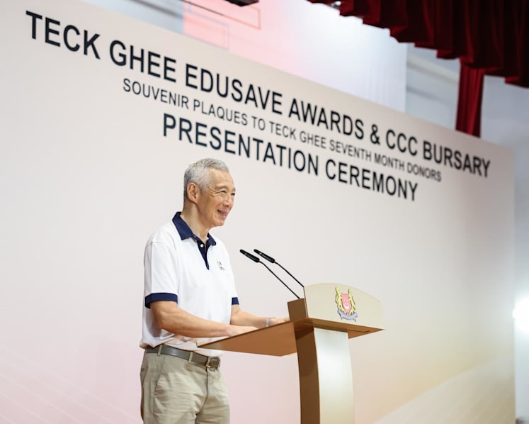 Government to continue helping Singaporeans upgrade themselves to be more competitive: SM Lee