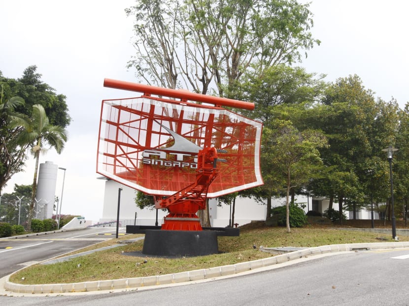 New air traffic control system tracks more planes and farther