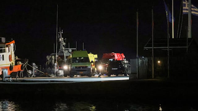 希腊巡逻艇与移民快艇相撞 至少15人死亡