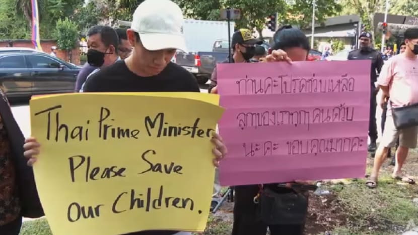 Keluarga mangsa sindiket penipuan gesa Thailand perhebat usaha bebaskan orang tersayang Keluarga mangsa sindiket penipuan gesa Thailand perhebat usaha bebaskan orang tersayang