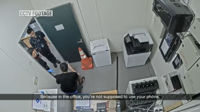 男子辱骂视频曝光 网民称赞关卡人员沉着应对