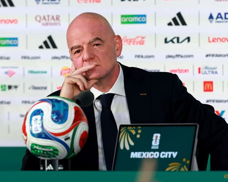 FIFA chief Infantino's position looks unacceptable, head of European leagues says