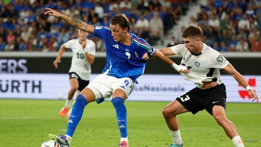 Italy blow past Estonia 5-0 with late surge in Gattuso debut