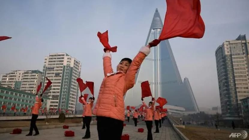 Rakyat Korea Utara keluar 'mengundi'