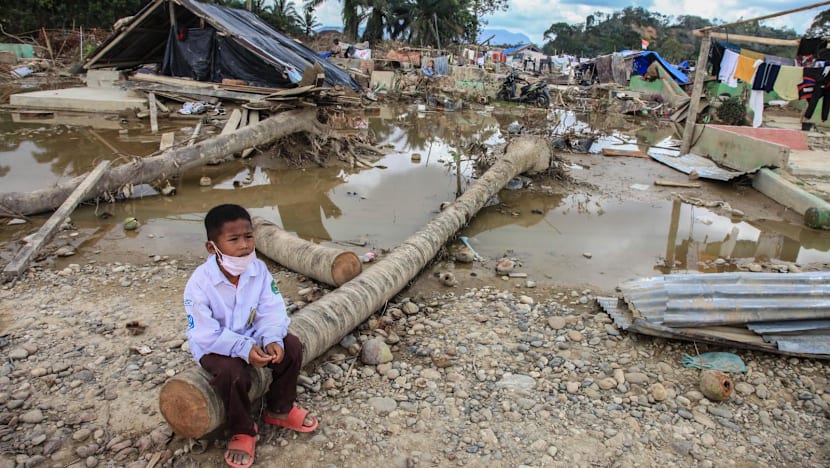 Korban tewas banjir bandang Sumatra hampir tembus 1.000 orang, pengungsi nyaris 1 juta