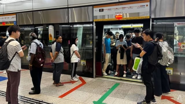 地铁环线列车一度发生故障 服务已恢复正常