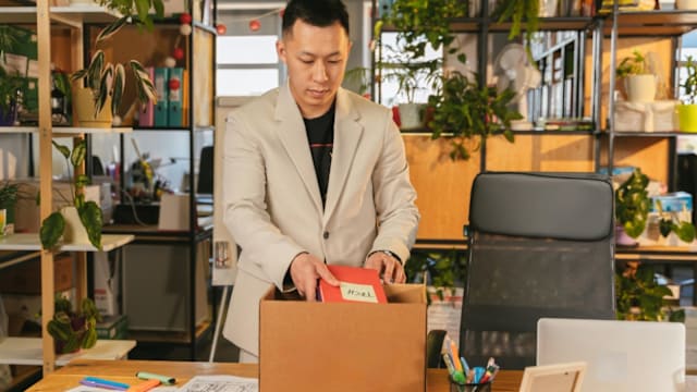 先别管“法定”年龄，你现在具备“退休”条件了吗？