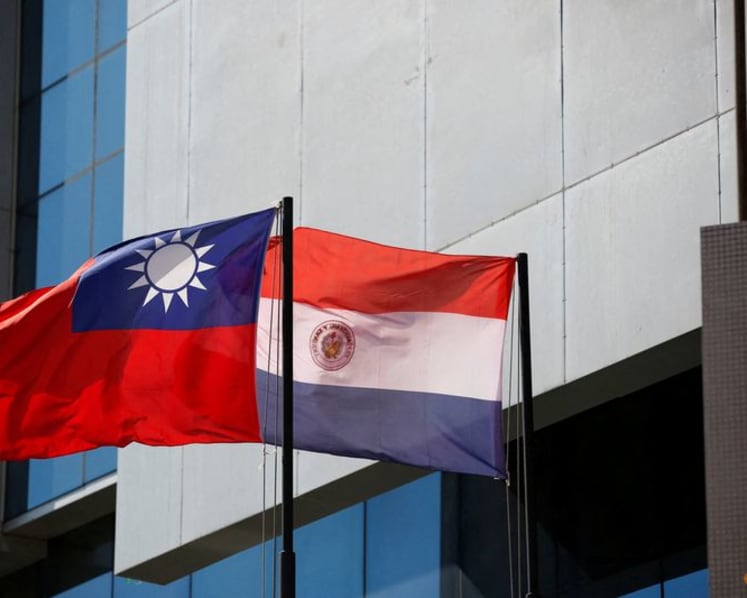 Paraguay kicks out a visiting Chinese envoy for urging its lawmakers to turn their backs on Taiwan
