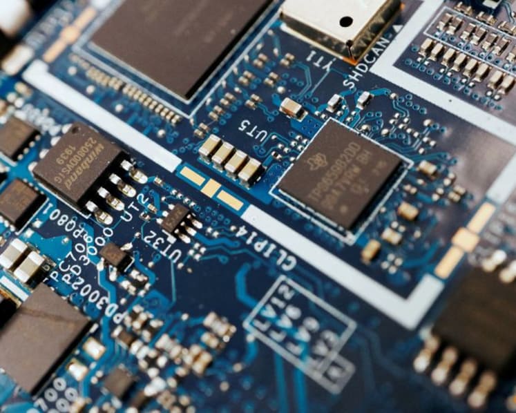 Shanghai Bright Power plans to buy Chinese charging chip maker for $457 million 
