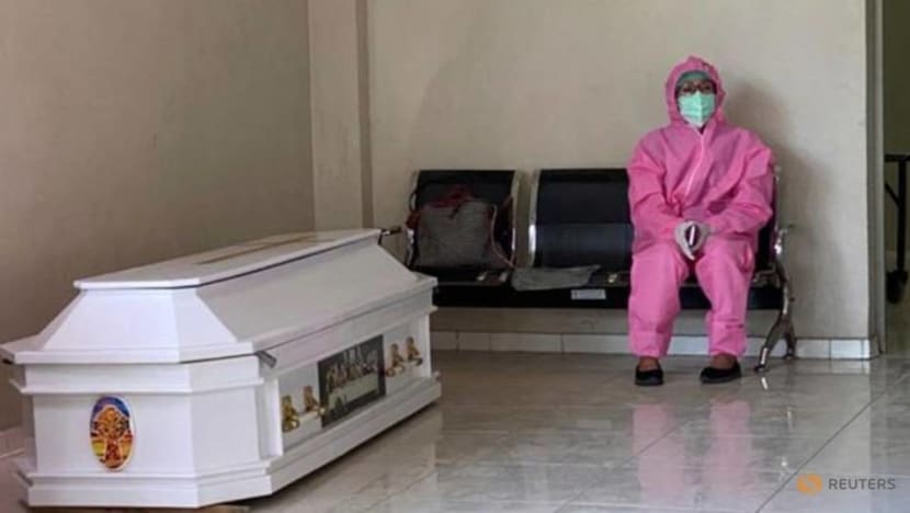 Commentary: Overwhelmed Indonesian hospitals with COVID-19 cases behind high doctor fatalities Commentary: Overwhelmed Indonesian hospitals with COVID-19 cases behind high doctor fatalities
