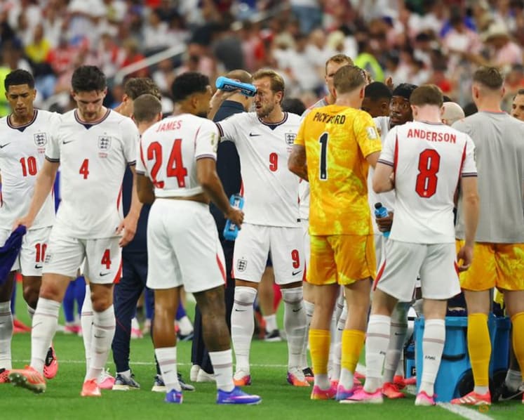 Fans boo hydration breaks during World Cup matches in US, Canada
