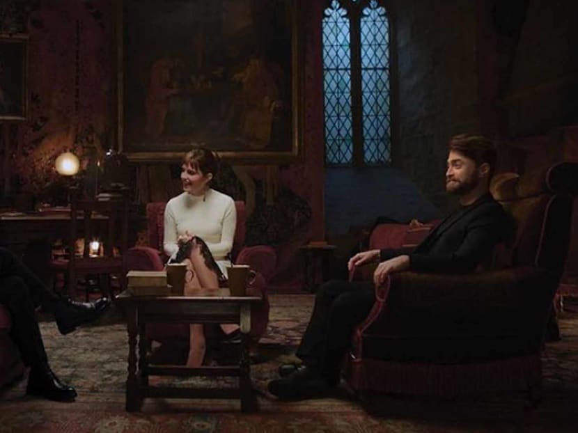 First Look: Daniel Radcliffe, Rupert Grint, Emma Watson Reminisce The Good Old Days In Harry Potter Reunion Special 