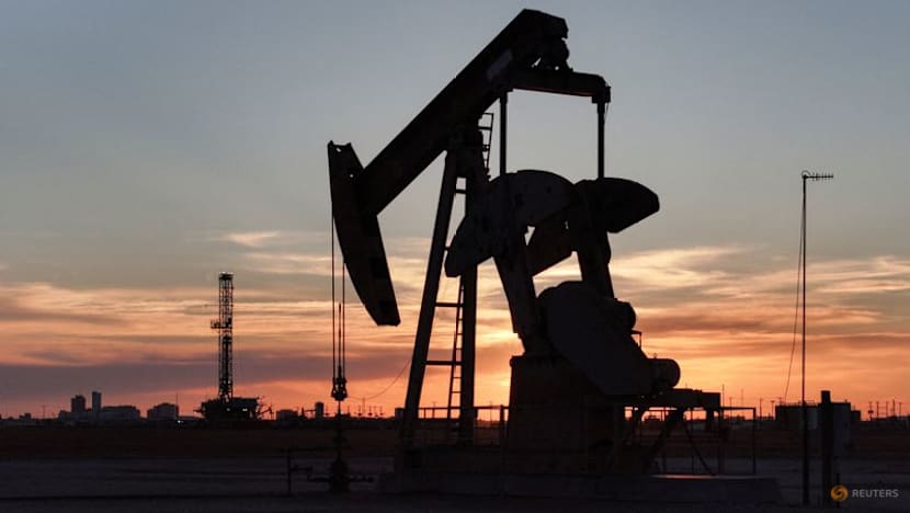 Oil prices slide 2% to two-week low on talk of progress in US-Iran talks