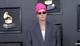 Justin Bieber announces new surprise album Swag ll