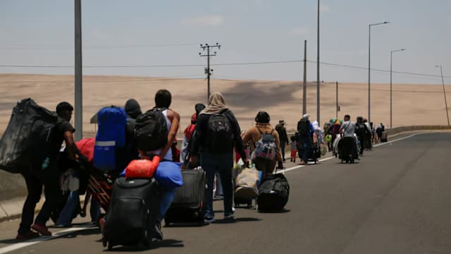 秘鲁对智利边境地区发布紧急状态 防大量民众涌入