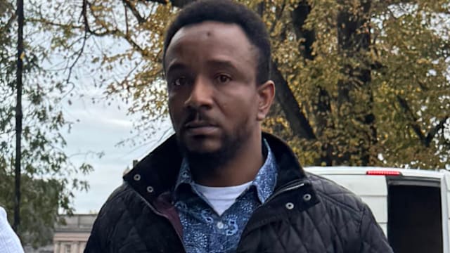 尼日利亚男子冒充女护士 在英国急诊部门工作数月