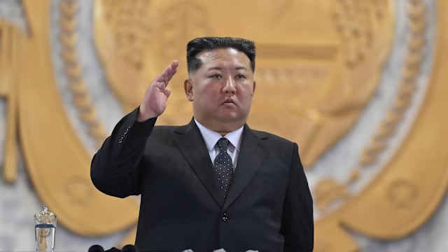 金正恩强调空军在核战争威慑中发挥重要作用