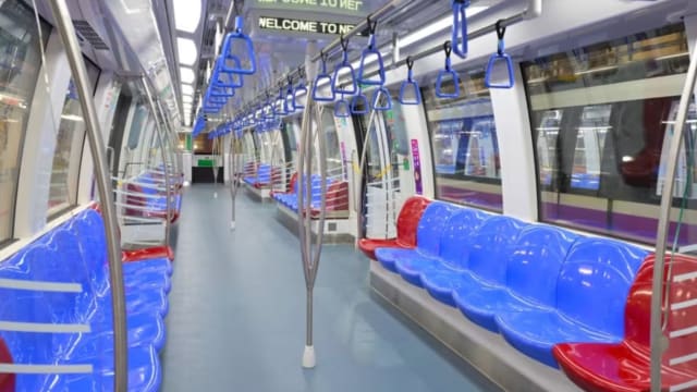 地铁关灯突停 女子跌倒被门夹 法院裁定新捷运疏忽
