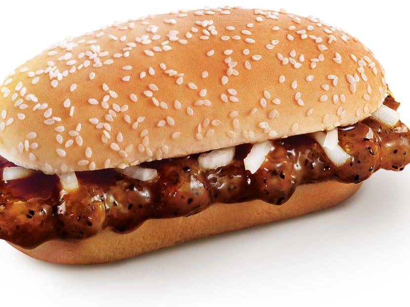 McDonald’s Launches New Hotcakes With Golden Chicken, Prosperity Burger Returns For Chinese New Year