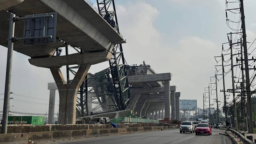 Crane collapse in Bangkok suburbs kills two: Police