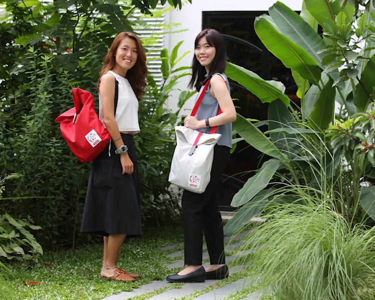 Bamboo straws that can be used as clappers: NDP funpacks to contain more reusable items