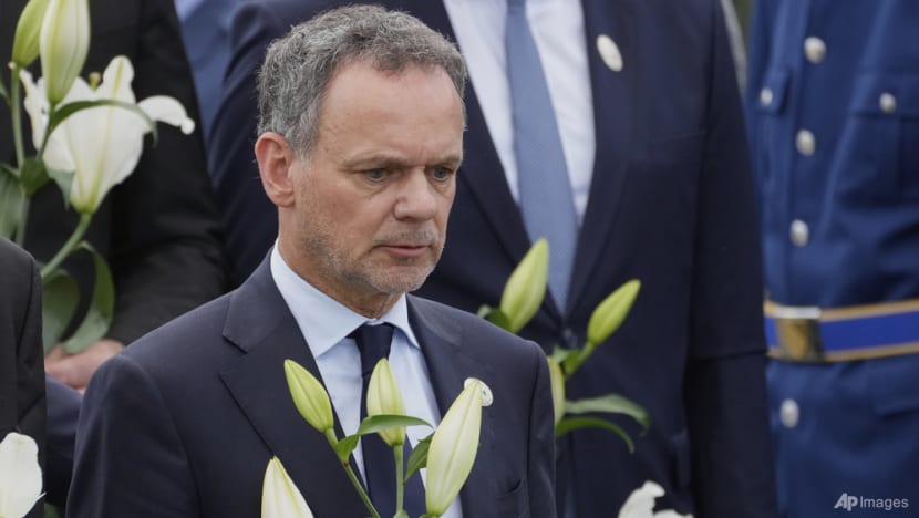 Dutch foreign minister quits caretaker government over Gaza Dutch foreign minister quits caretaker government over Gaza