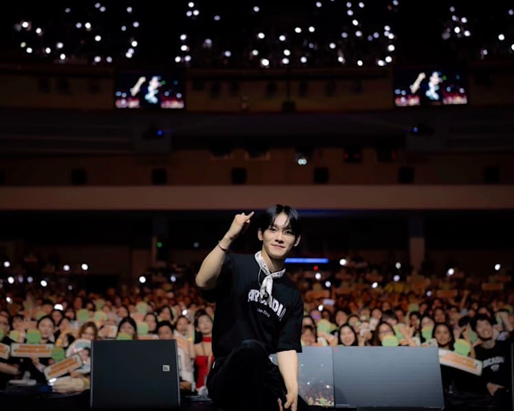 EXO’s Chen in Singapore: A rare, intimate show where he took selfies with every fan