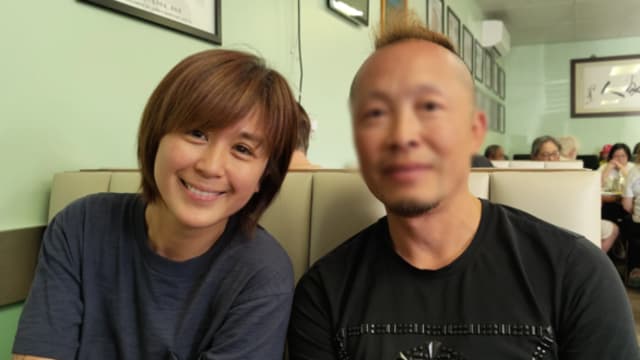 香港“最美童星”独带2孩移居新西兰，脸上毫无岁月痕迹！