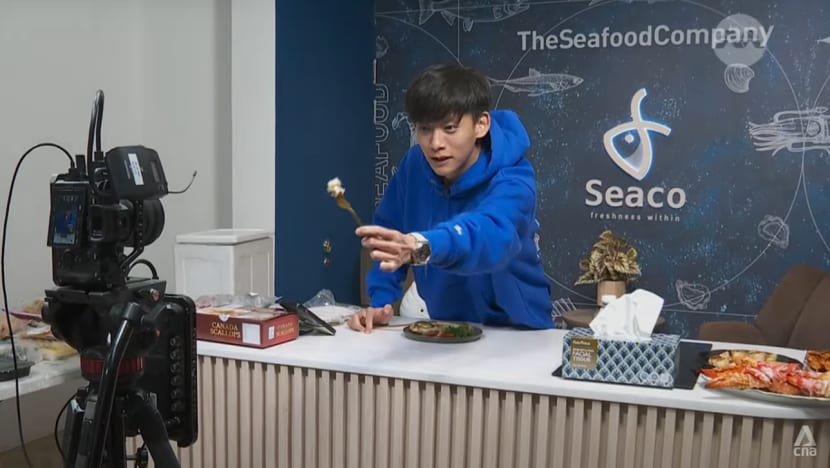 Fresh seafood, new medicine tablets: Convergence of tech helps wholesalers sell to consumers directly Fresh seafood, new medicine tablets: Convergence of tech helps wholesalers sell to consumers directly