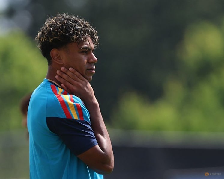Yamal fit to start on bench for Spain against Cape Verde