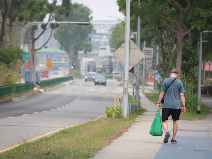 The haze seen in Pasir Ris at around 4.15pm on Oct 7, 2023.